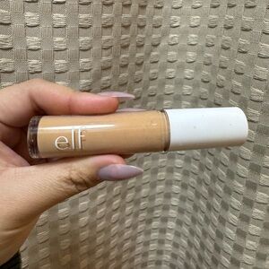 ELF Tan Concealer
